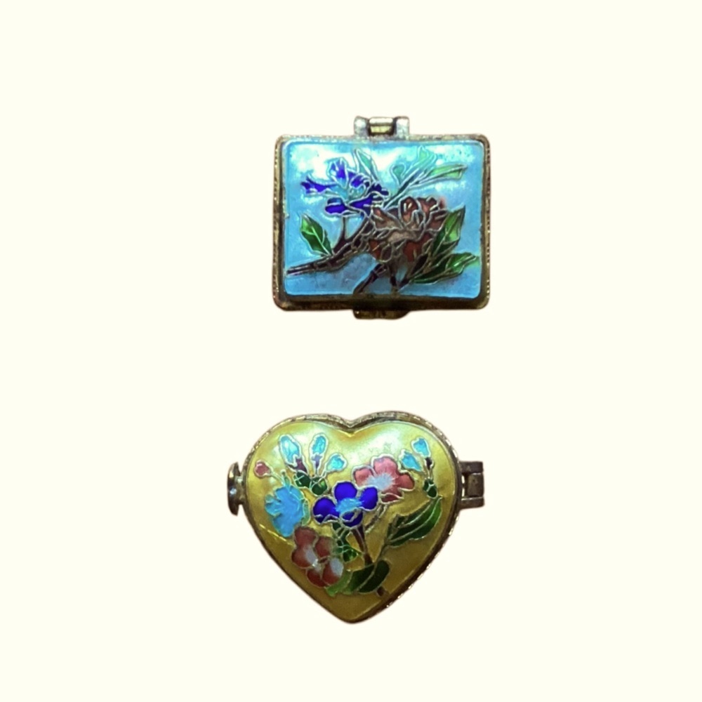 Set of two vintage cloisonne trinket boxes